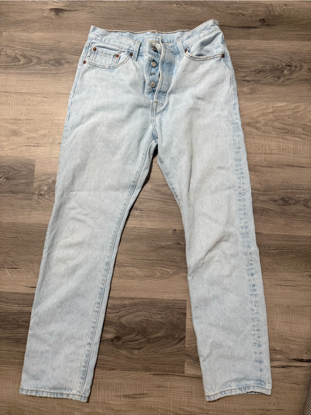 Levi's Women's Light Wash Straight Leg Jeans
